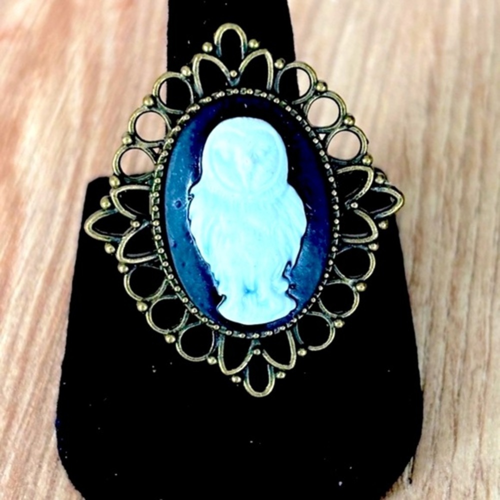 Black and White Owl Cameo Adjustable Ring, Handmade, Victorian, NWT